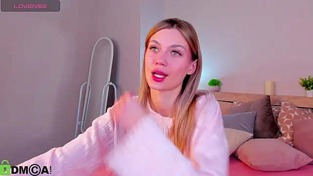 Cherry Price online show from January 10, 12:04 am