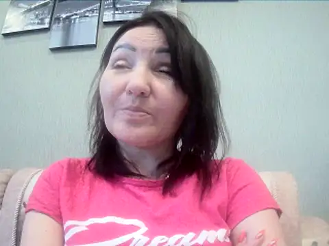 ClaireSunset online show from May 31, 6:03 pm