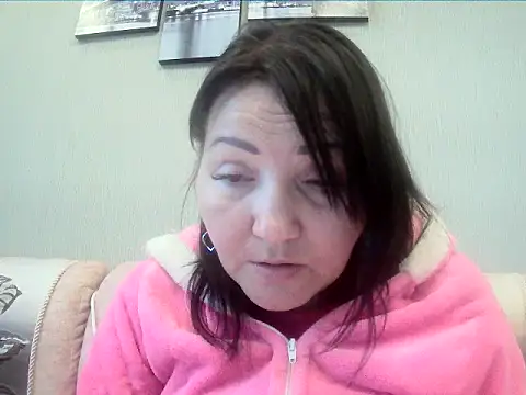 ClaireSunset online show from May 23, 5:55 pm