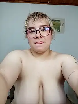 amalia love online show from November 27, 4:21 pm