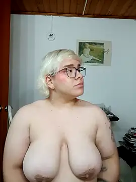 amalia love online show from October 19, 7:21 am