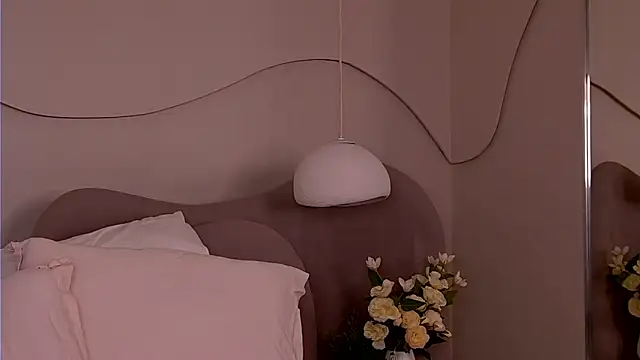 ViolaFlirt online show from November 10, 5:02 am