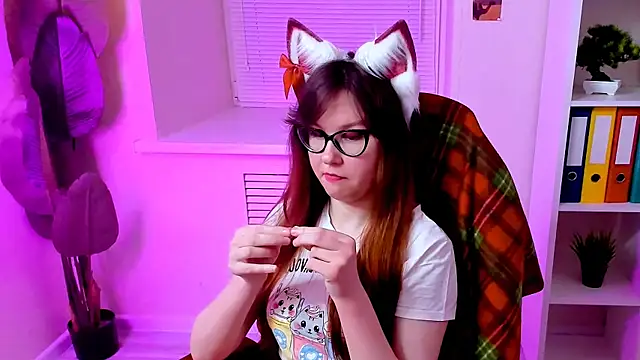 CarolGiggly online show from October 19, 4:03 am