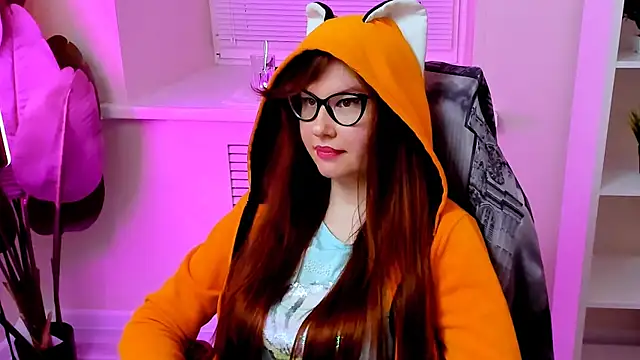CarolGiggly online show from May 21, 12:41 am