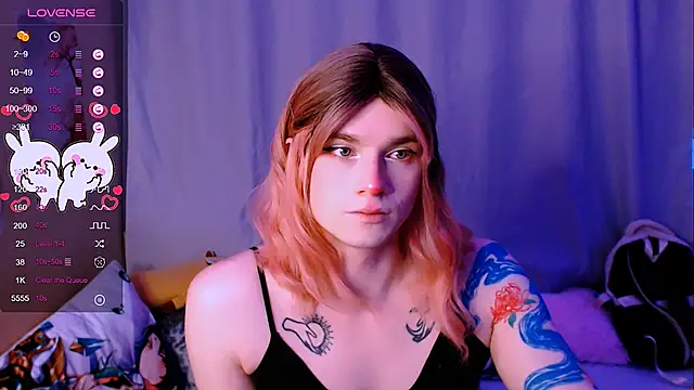 Alice Hells online show from December 14, 5:57 am