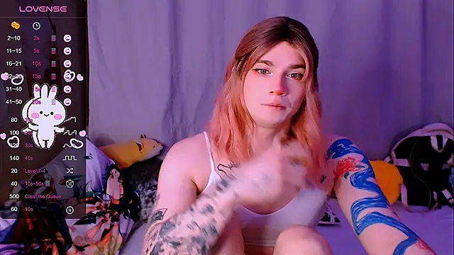 Alice Hells online show from November 25, 3:31 am