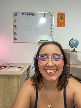 Kay LustyWife online show from May 14, 12:05 am