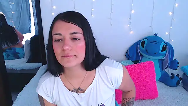 Snapshot of Samanta_james19 chatting on October 3, 5:29 pm Samanta james19 online show from October 3, 5:29 pm