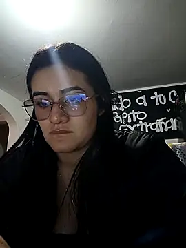 Snapshot of Hanna_Kinsley chatting on September 16, 8:28 pm Hanna Kinsley online show from September 16, 8:28 pm