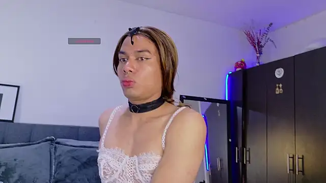 Rouse Hilton online show from October 13, 10:56 pm