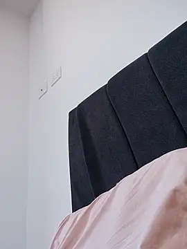  Prinscarlet  online show from December 15, 10:15 pm