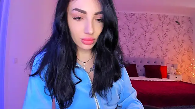 NancyLovee  online show from April 17, 11:56 am