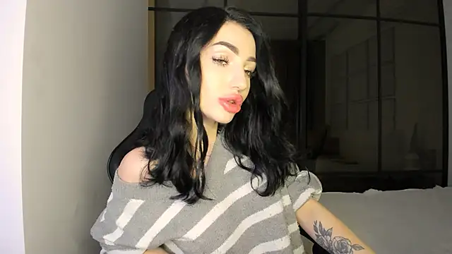 NancyLovee  online show from October 19, 8:16 am