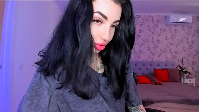 NancyLovee  online show from June 27, 12:33 pm