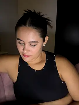 LexyRobert online show from October 9, 11:20 pm