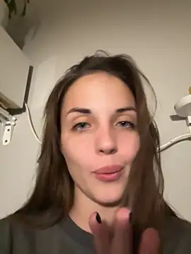 AmiLavs online show from October 9, 8:35 pm