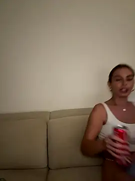 MrAndMrsSavage online show from October 5, 7:08 pm