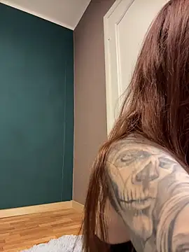 the perfectgirl online show from March 29, 6:51 pm