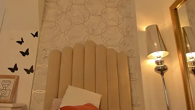 Foxy200   online show from January 17, 8:27 pm