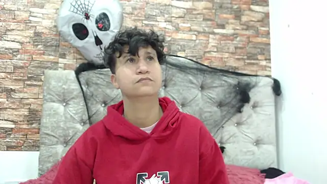 Im Milan Rs online show from October 25, 3:36 am