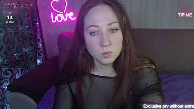 KellyCrystall online show from March 20, 7:02 am