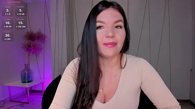ValeriaRoldanX online show from May 26, 12:04 pm