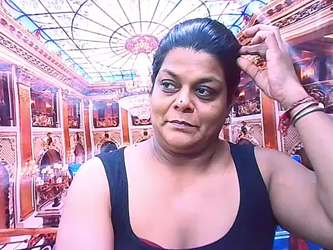 indianCherryPie online show from December 15, 6:07 am