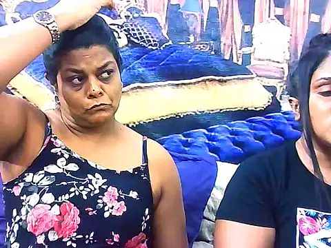 indianCherryPie online show from November 29, 6:56 pm