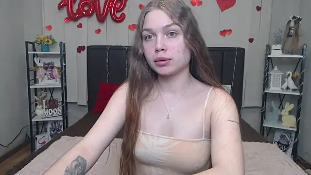 LaraPika online show from May 22, 5:49 am