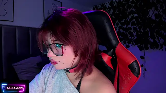 Kitty Gang online show from October 15, 2:58 am