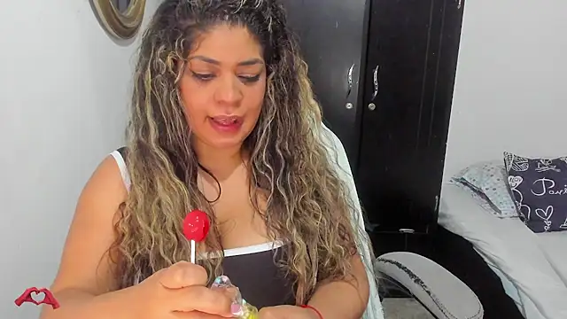 laris park online show from March 13, 11:50 pm