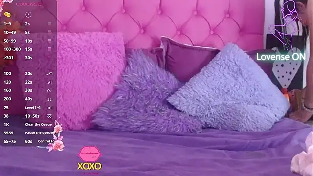AlexaFontana online show from May 3, 5:44 am