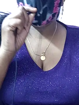 mallu-sumi online show from May 4, 10:24 pm