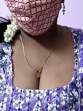 mallu-sumi online show from May 20, 7:11 pm