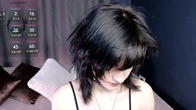 Snapshot of dark_vamp_ chatting on October 2, 1:05 pm dark vamp online show from October 2, 1:05 pm
