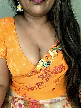 Snapshot of honey-sexy chatting on September 28, 9:47 am honey-sexy online show from September 28, 9:47 am