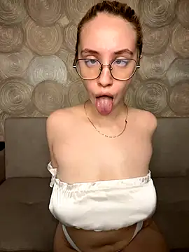 Kitty Katrine online show from October 15, 3:47 pm