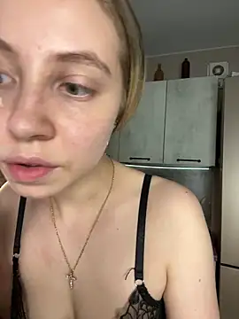 Kitty Katrine online show from May 26, 2:05 pm