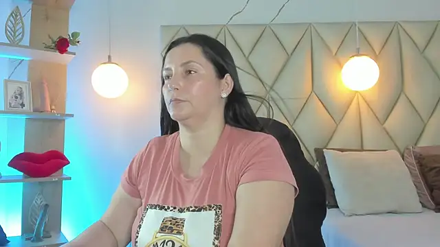 angelswets online show from May 6, 2:10 pm