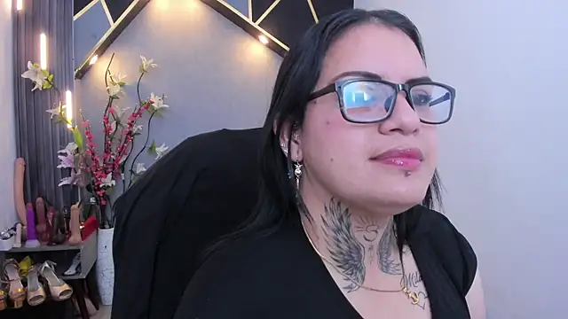brigittemiller online show from April 28, 1:58 am