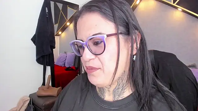 brigittemiller online show from May 22, 1:58 am