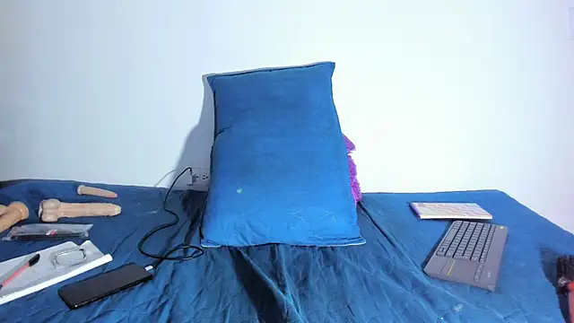 Arantza Hill online show from October 29, 7:45 am