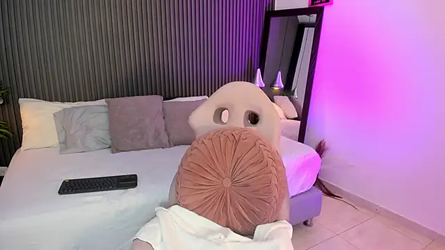 sammybrunette1 online show from February 24, 11:03 pm