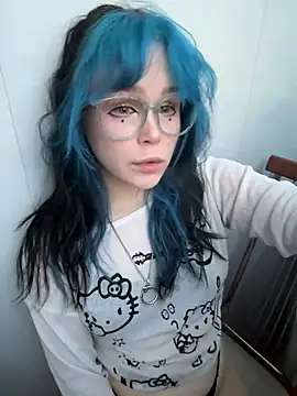 MaddisonHaas online show from May 14, 4:24 pm