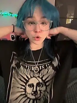 MaddisonHaas online show from May 3, 2:42 pm