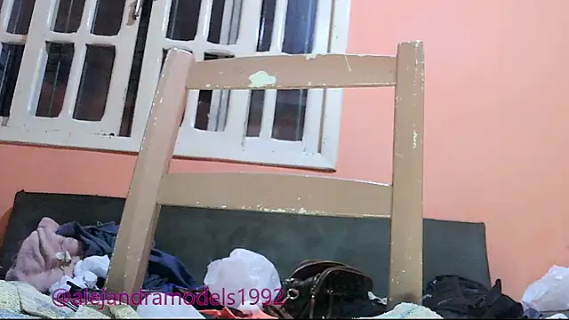 alejandra01 online show from May 13, 7:14 am