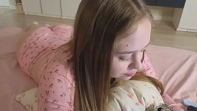 endlesssoffi online show from March 15, 7:38 pm