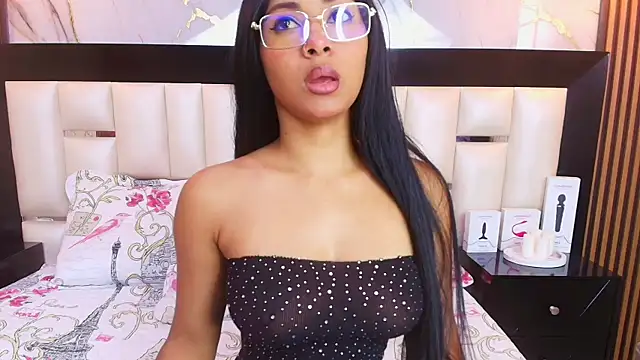 SofiaLaurents online show from October 22, 1:49 pm