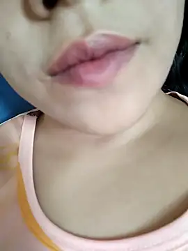 Anki-doll online show from October 18, 9:56 am