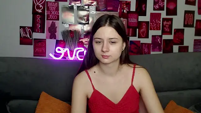 MilanaRoza online show from December 5, 6:02 am